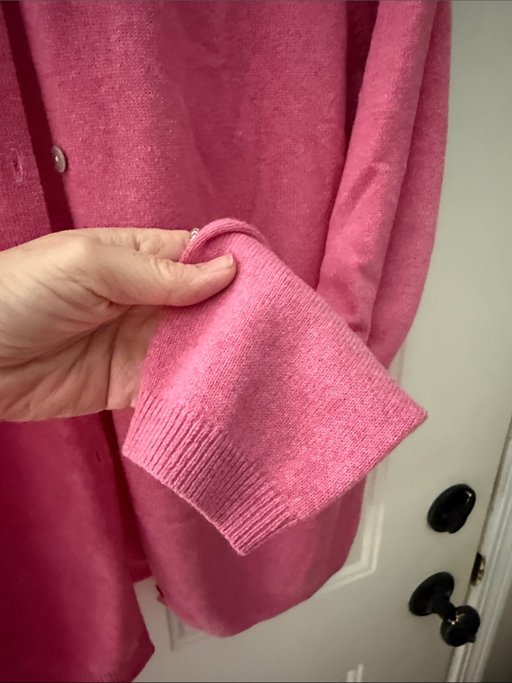 Pure Cashmere Women’s Pink Button-Front Cardigan - Picture 5 of 6